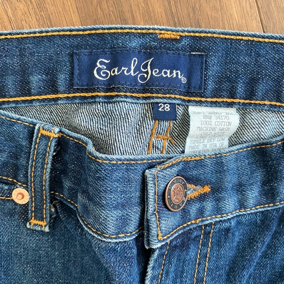 Earl Jeans flair wide leg jeans with slits on both sides of legs. Size 28 - Picture 3 of 7